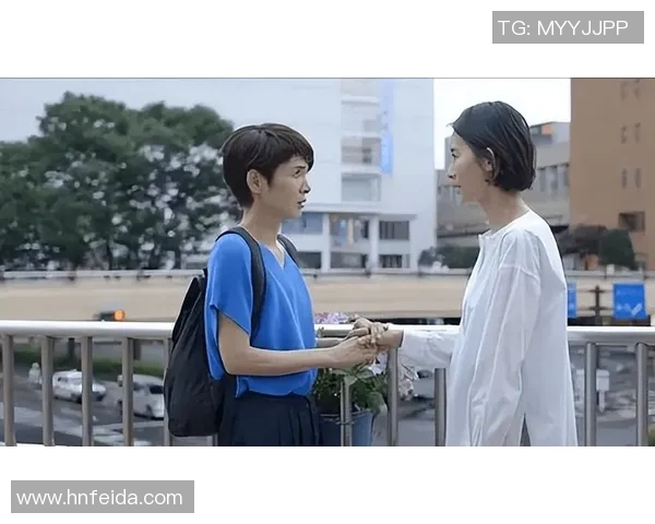 足球明星与太原女友的甜蜜故事揭秘他们的爱情旅程与生活点滴